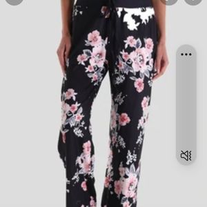 Closet Relaxed‎ Fit Floral Pants